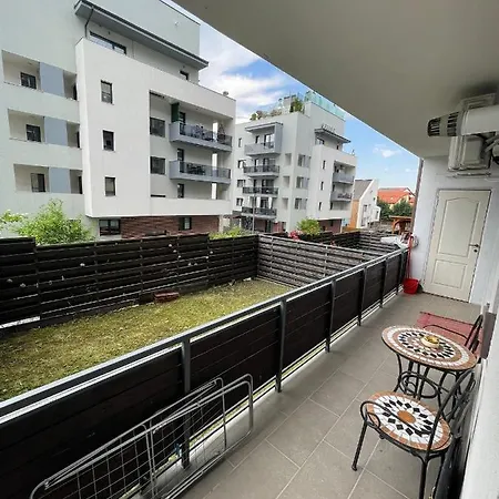Yamaluxe Apartments - Home-Like Apartment Cluj-Napoca Exterior foto